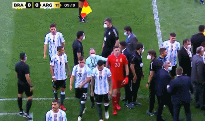 阿根廷vs巴西腰斩