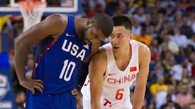 中国男篮vs美国男篮热身赛的相关图片