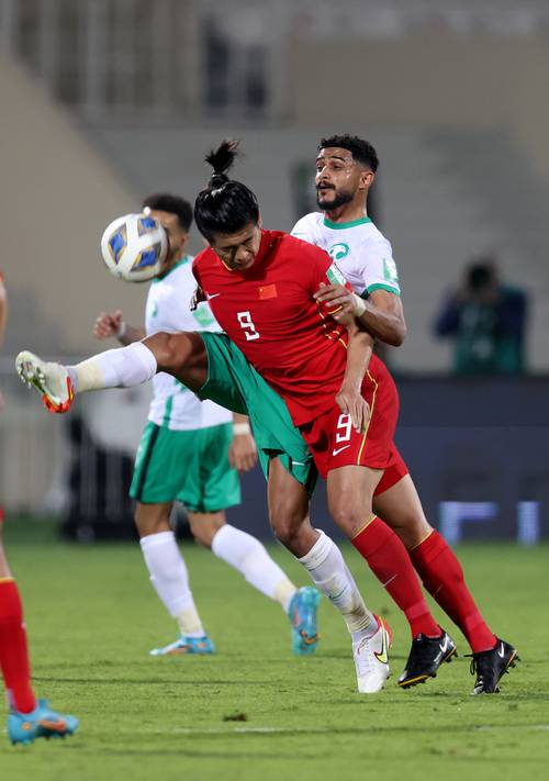 国足世预赛迎战沙特的相关图片